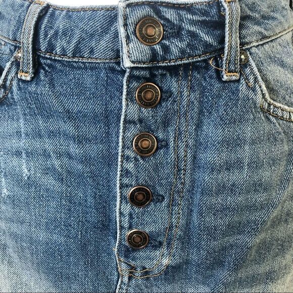 WE THE FREE - FREE PEOPLE DISTRESSED DENIM SKIRT - Picture 4 of 10